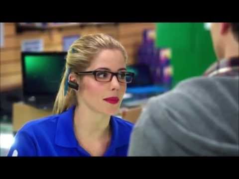 Arrow 3x01 "The Calm" Felicity and Ray Palmer meet for the first time