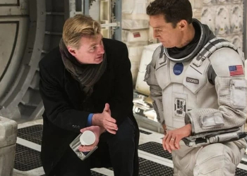 Christopher Nolan And Matthew Mcconaughey On The Set Of Interstellar