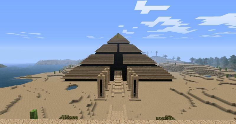Minecraft Pyramid Build