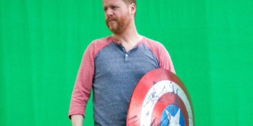 Dceu Actor Supports Joss Whedon Amid Justice League