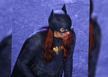 Cancelled Batgirl Movie Plot Details Reveal Flash & Catwoman Connections